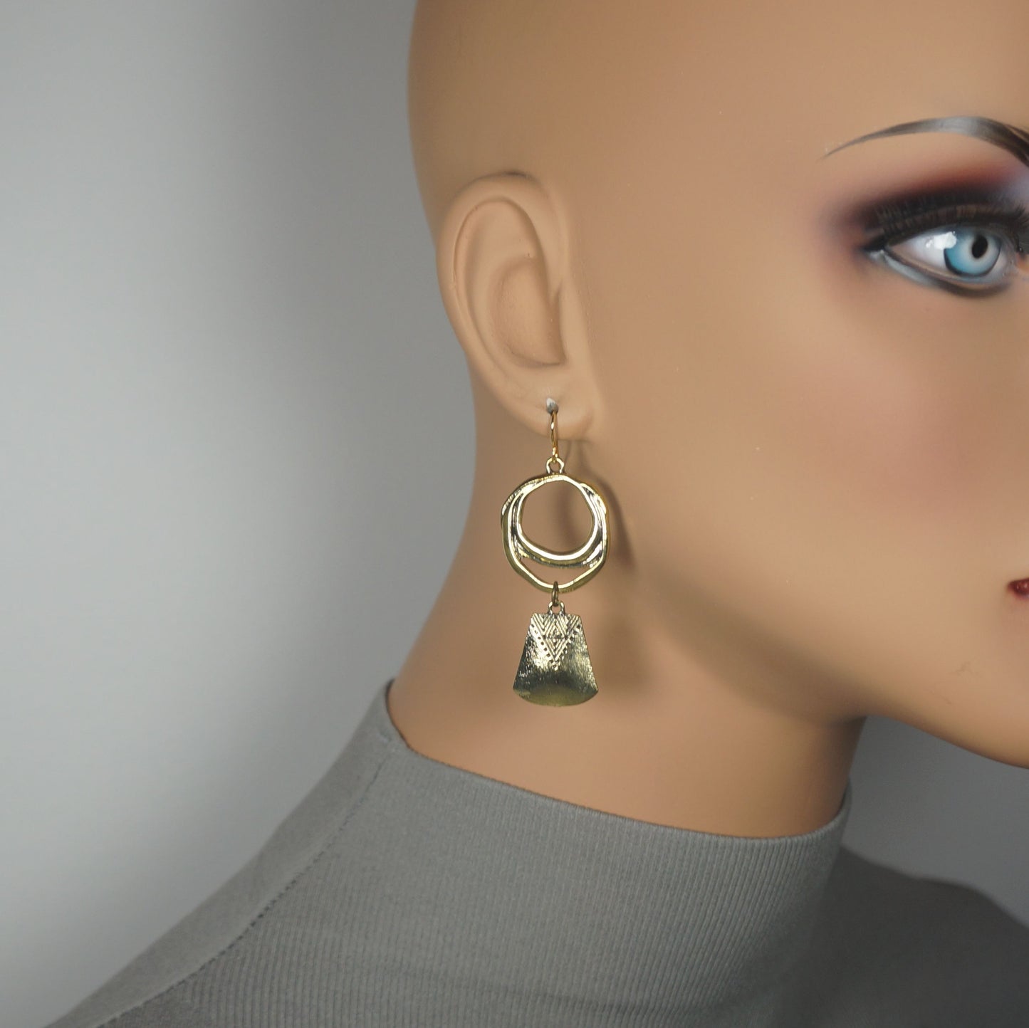 Beautiful Rustic Antique Gold Vintage Boho Dangle Statement Earrings – 18K Gold Ear Wires