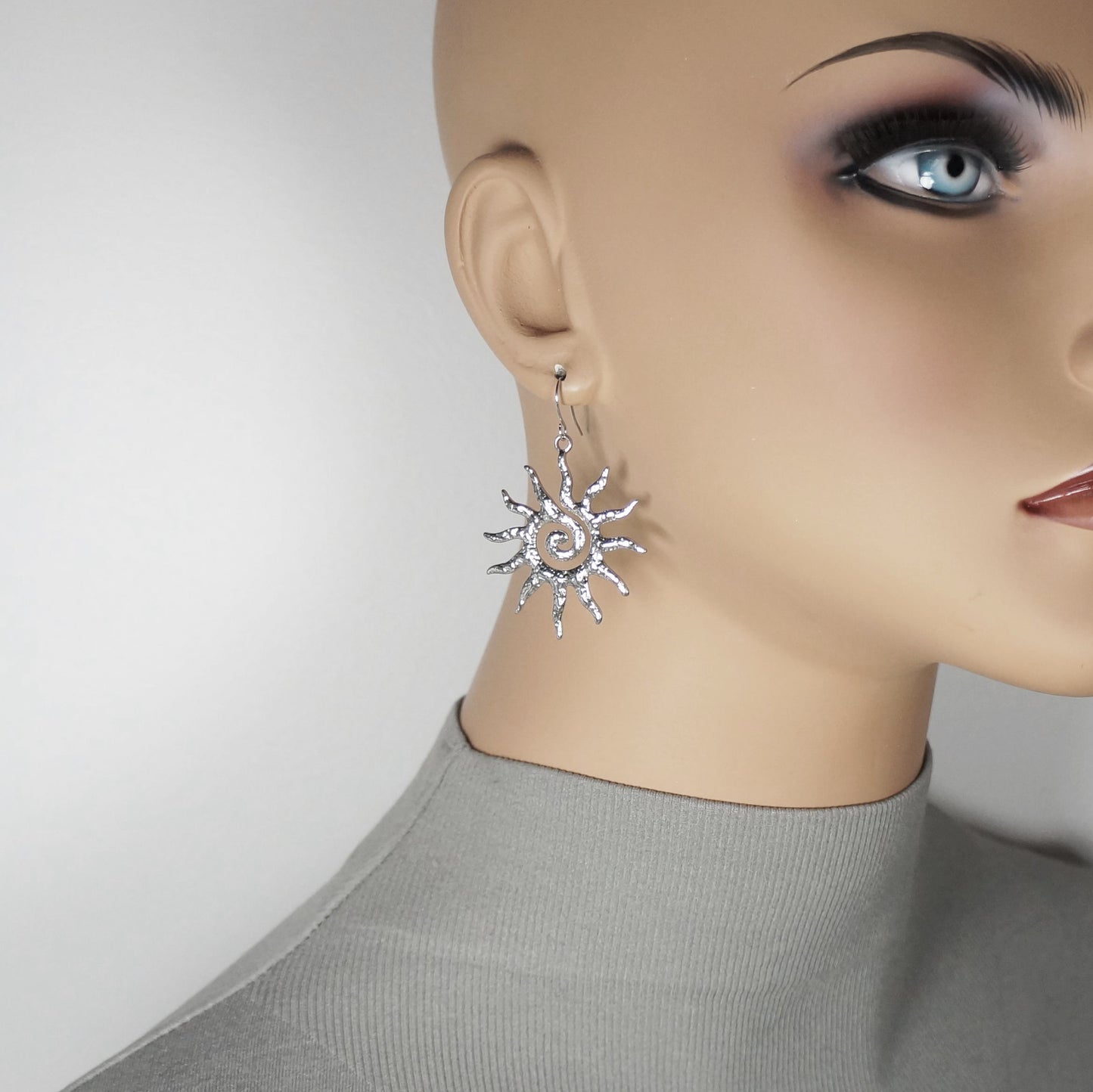 Boho Statement Silver Sun Earrings, Bohemian Style Earrings, Beautiful Silver Sunburst Earrings, Platinum Ear Wires