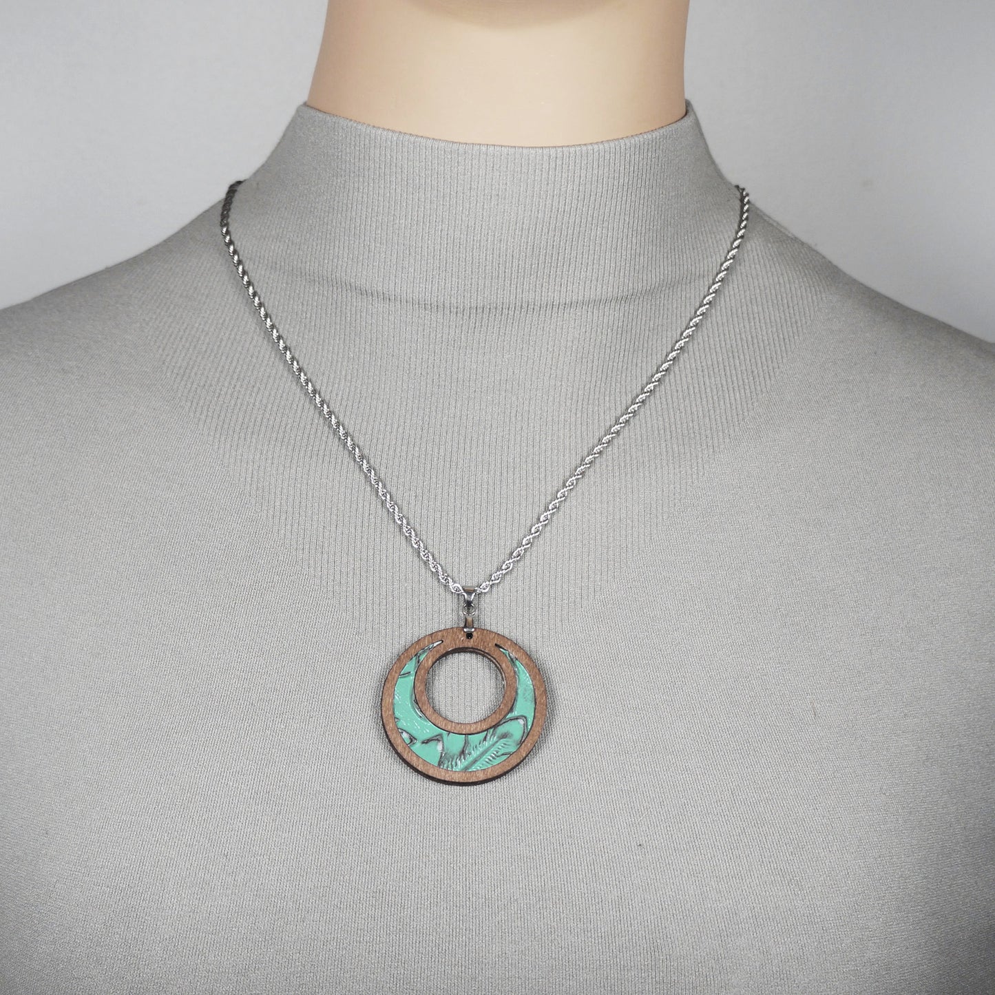 High Quality Stainless Steel Rope Chain with Brown and Green Boho Wood Statement Pendant – 19 1/2 inches