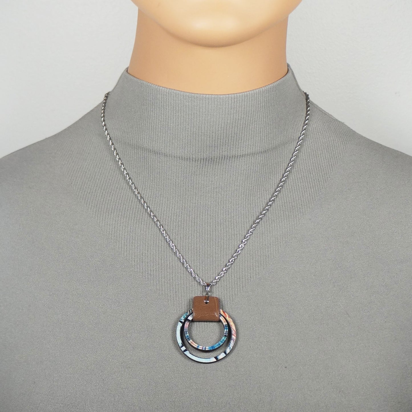 High Quality Stainless Steel Rope Chain with Colorful Blue Round Rustic Boho Wood Hoop Statement Pendant – 19 1/2 inches