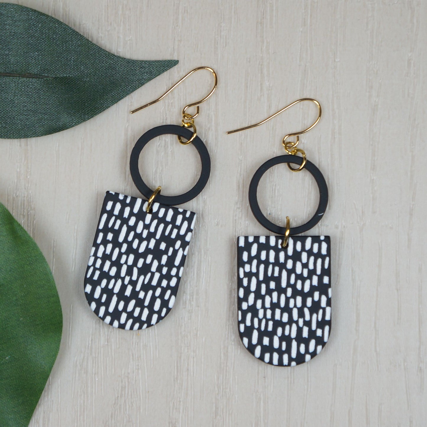Beautiful Black and White Acrylic D Shape Spotted Statement Earrings – Hypoallergenic 18K Gold Ear Wires